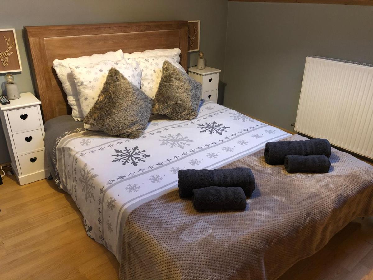 Thônes Charmant Appartement 2-4 Personnes Entre Annecy Et Aravis מראה חיצוני תמונה